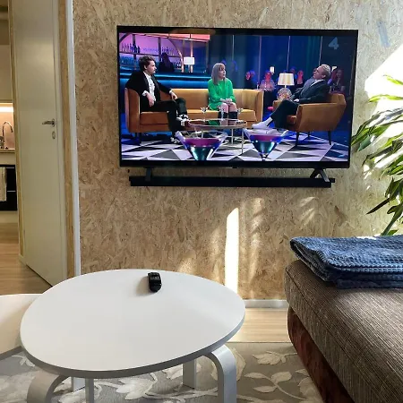 Apartment Sweet Dreams *